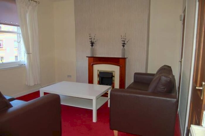 2 Bedroom Flat To Rent In Stenhouse Avenue West, Edinburgh, EH11