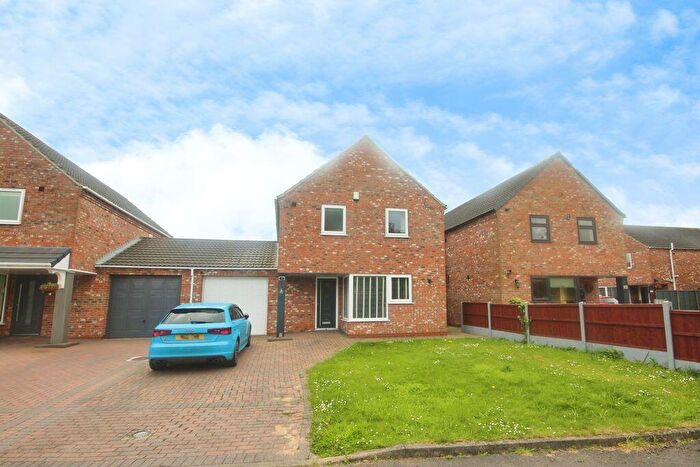 3 Bedroom Link Detached House For Sale In Habrough Court, South Killingholme, DN40