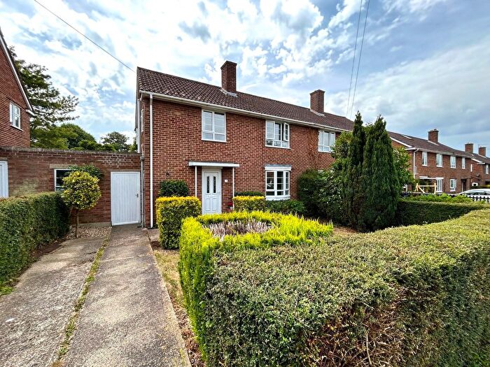 3 Bedroom Semi-Detached House To Rent In Southfields, Letchworth Garden City, SG6