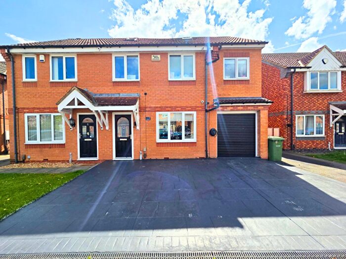 5 Bedroom Semi-Detached House For Sale In Sir Douglas Park, Thornaby, Stockton-On-Tees, TS17