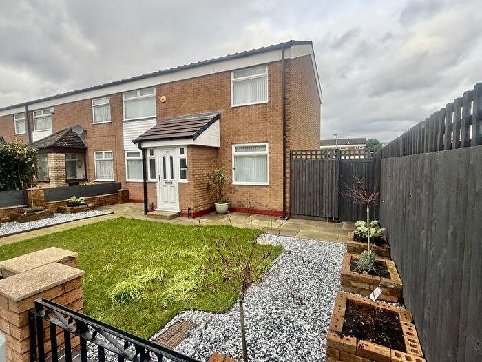 3 Bedroom Terraced House For Sale In Kenrick Croft, Birmingham, B35