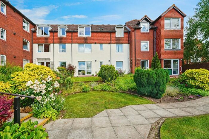 1 Bedroom Retirement Property To Rent In Homeabbey House, High Street, Tewkesbury, GL20