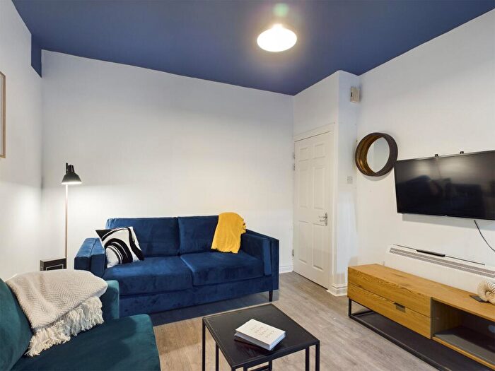 6 Bedroom House To Rent In Ossory Street, M14