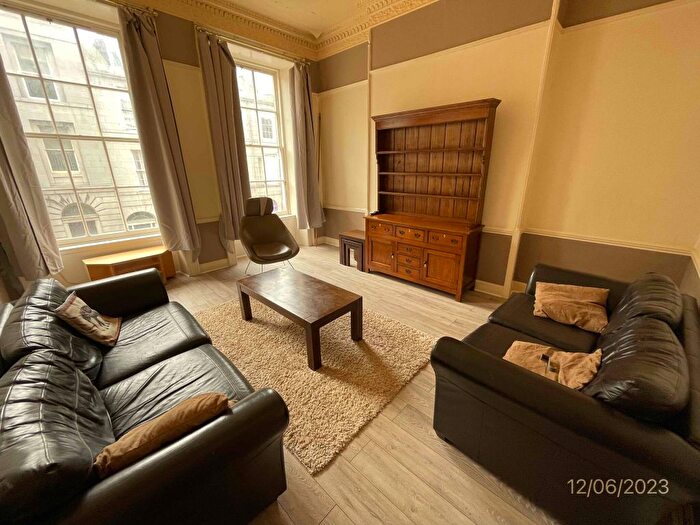 1 Bedroom Flat To Rent In King Street, First Floor Right, Aberdeen, AB24