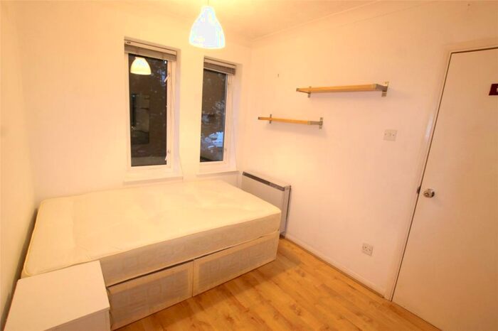1 Bedroom Property To Rent In Codling Close, London, Greater London, E1W