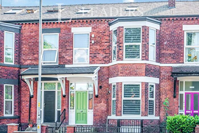 3 Bedroom Flat To Rent In Dickenson Road, Manchester, Greater Manchester, M14