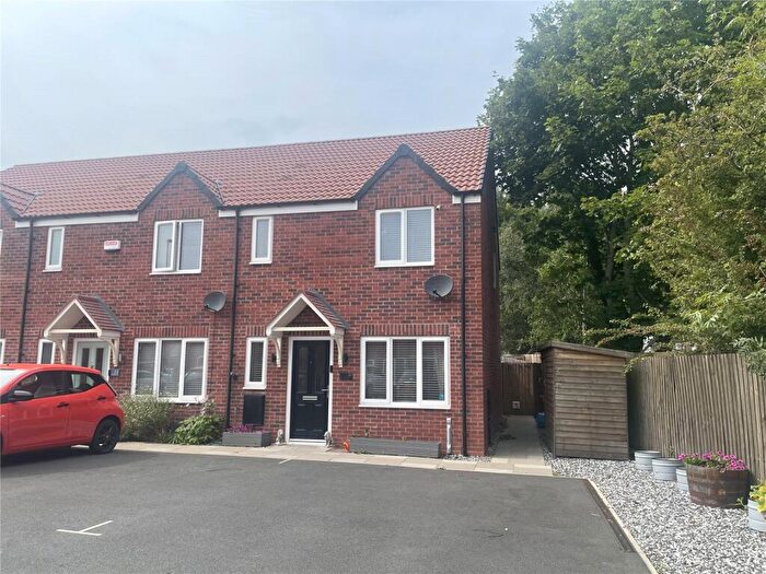 3 Bedroom Semi-Detached House For Sale In Pennington Way, Hucknall, Nottingham, Nottinghamshire, NG15