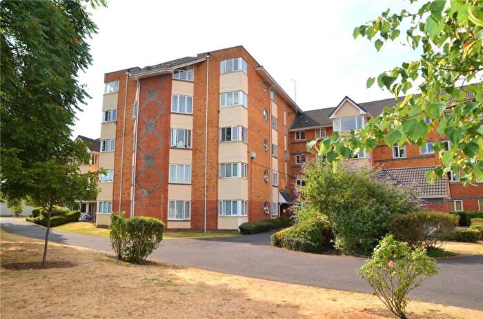 3 Bedroom Apartment To Rent In Winslet Place, Oxford Road, Reading, RG30