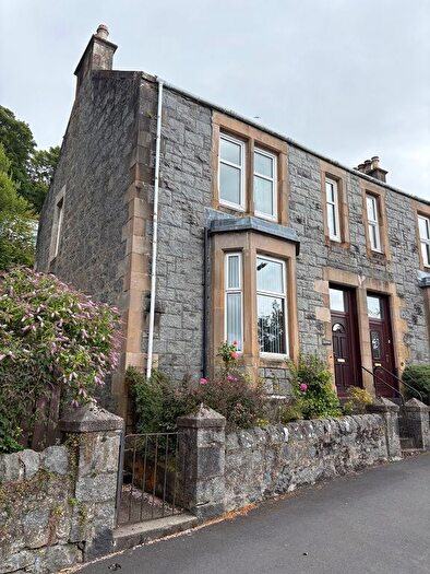 3 Bedroom Semi-Detached House For Sale In Benvoullin Lane, Oban, PA34