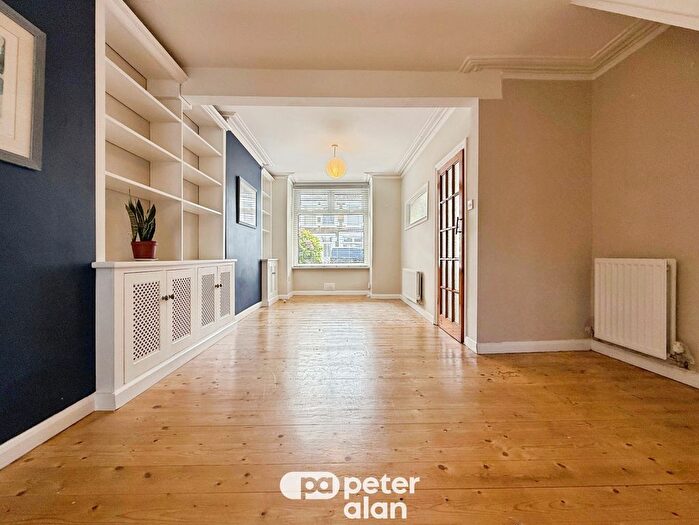 2 Bedroom Property To Rent In Upper Kincraig Street, Roath, Cardiff, CF24