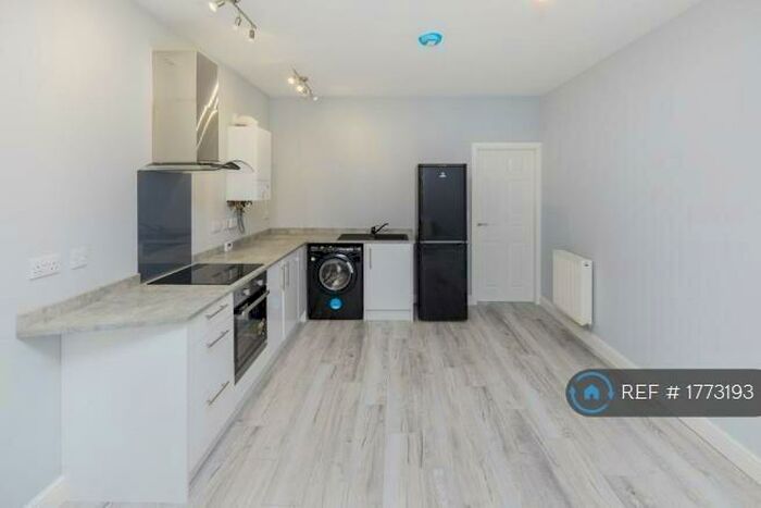 2 Bedroom Flat To Rent In Bowmer Road, Derby, DE24