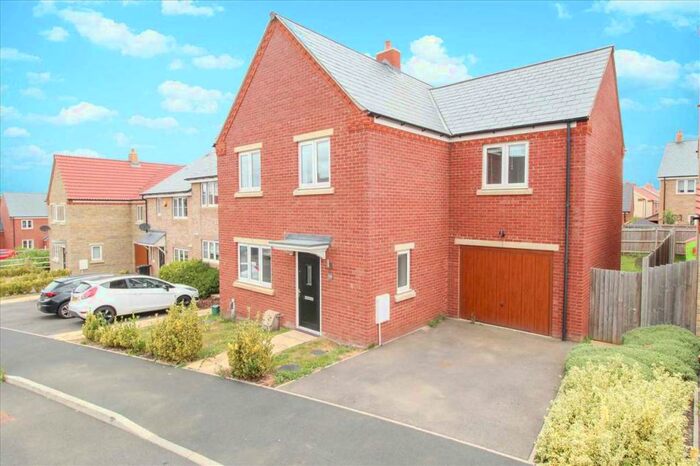 4 Bedroom Detached House To Rent In Snowdrop Close, Raunds, Raunds, NN9