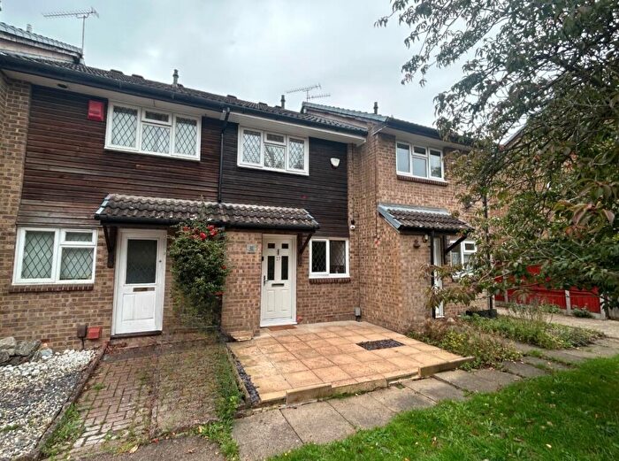 2 Bedroom Terraced House For Sale In Yew Grove, Welwyn Garden City, AL7
