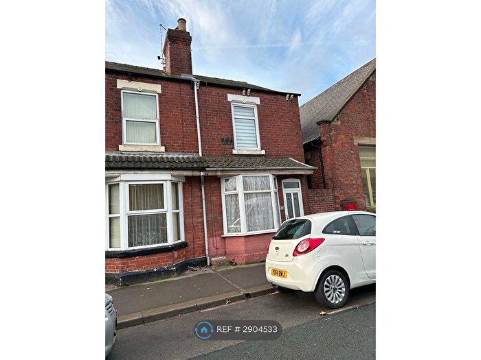 2 Bedroom End Of Terrace House To Rent In Chequer Road, Doncaster, DN1