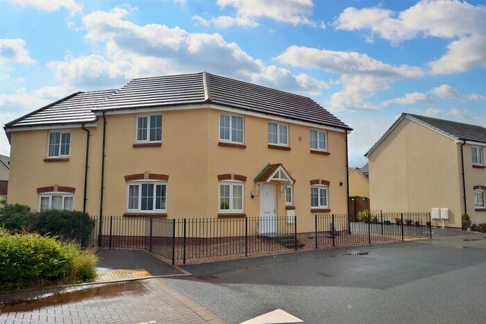 3 Bedroom Semi-Detached House To Rent In Gleneagles Close, Hubberston, Milford Haven, SA73