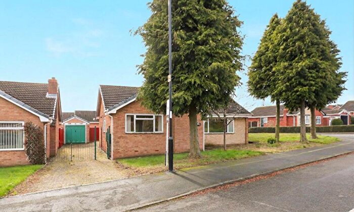 3 Bedroom Detached Bungalow For Sale In Watkinson Gardens, Waterthorpe, S20