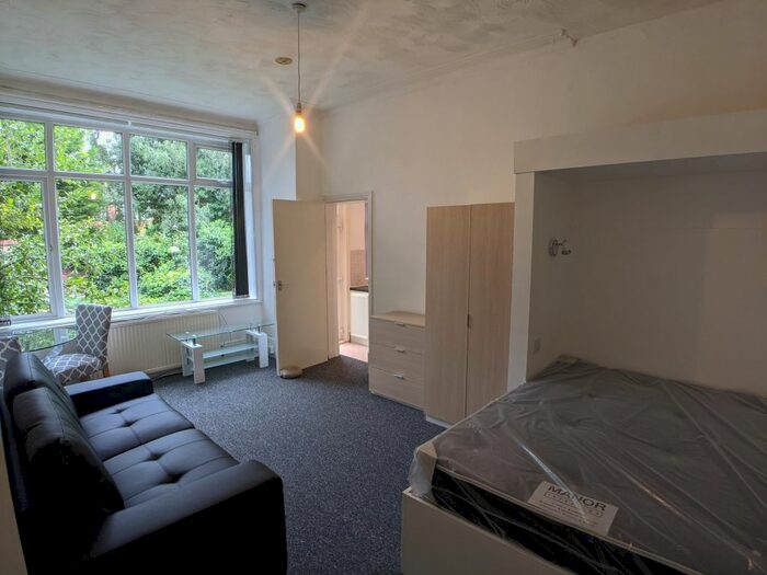 1 Bedroom Studio To Rent In Blair Road, Chorlton Cum Hardy, Manchester, M16