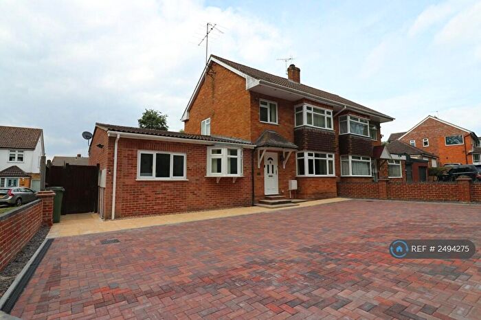 2 Bedroom Maisonette To Rent In Loggon Road, Basingstoke, RG21