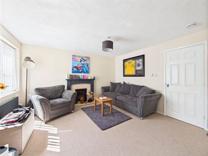 3 Bedroom Terraced House To Rent In Montague Road, Wimbledon, SW19