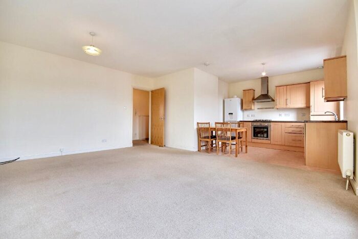 2 Bedroom Flat To Rent In Jamaica Street, Inverclyde, Greenock, PA15