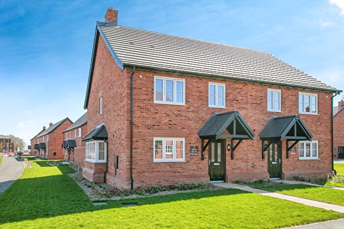 3 Bedroom Semi-Detached House For Sale In Anson Drive, Shotley Gate, Ipswich, IP9