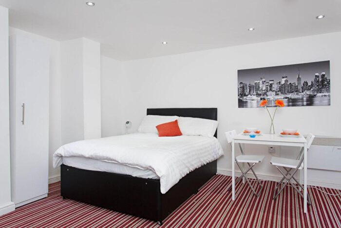 1 Bedroom Flat To Rent In Brownhill Crescent, Leeds, LS9