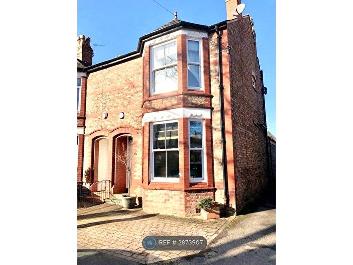 4 Bedroom Terraced House To Rent In Westgate, Hale, WA15