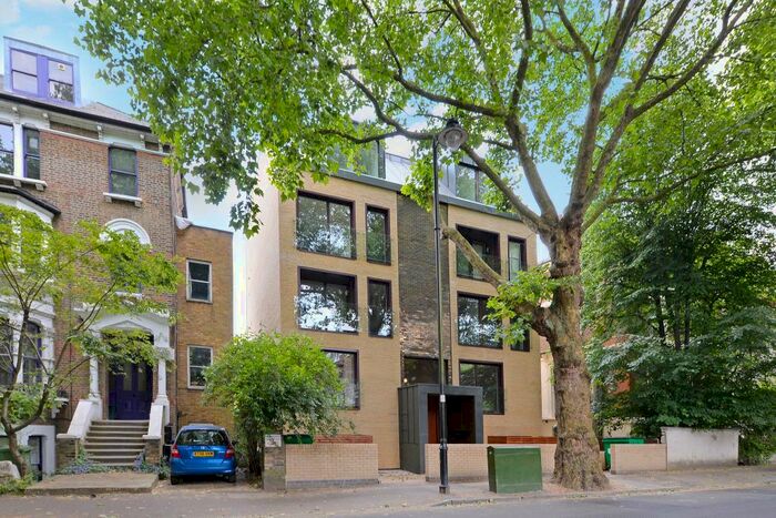 2 Bedroom Apartment To Rent In Grosvenor Avenue, Canonbury, London, N5