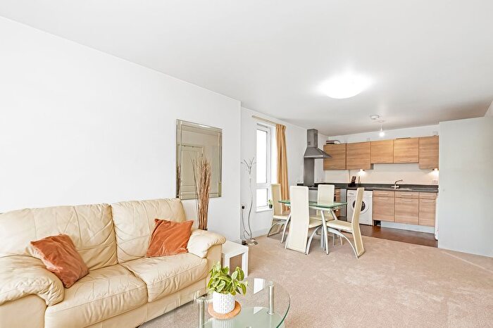 2 Bedroom Flat To Rent In Tarves Way, Greenwich, SE10