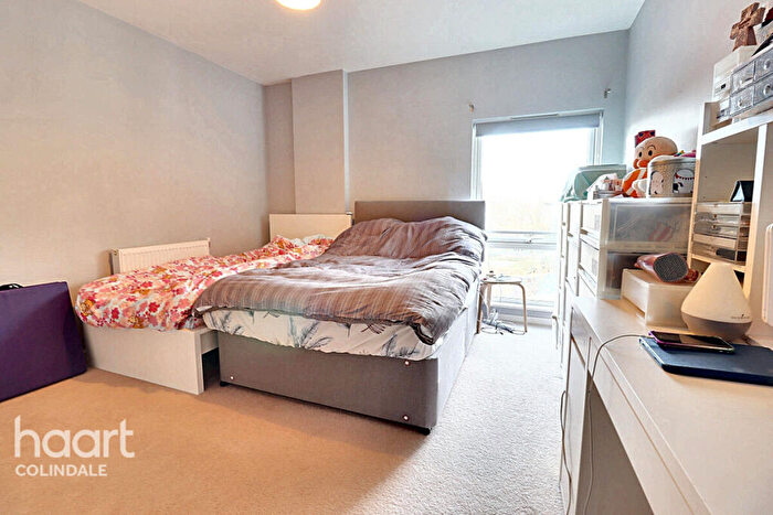 1 Bedroom Flat For Sale In Clarke Court, Grahame Park Way, NW9
