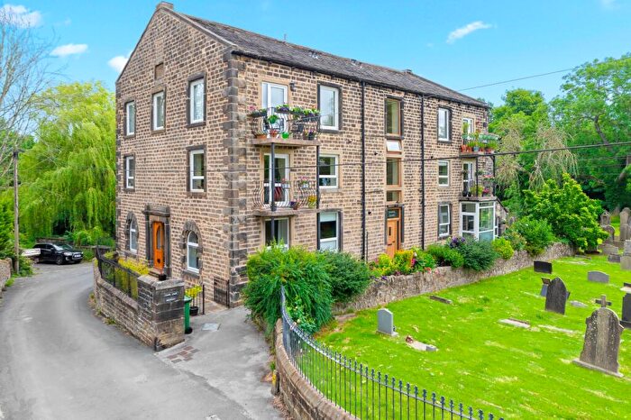 2 Bedroom Flat For Sale In Chapel Street, Addingham, Ilkley, West Yorkshire, LS29