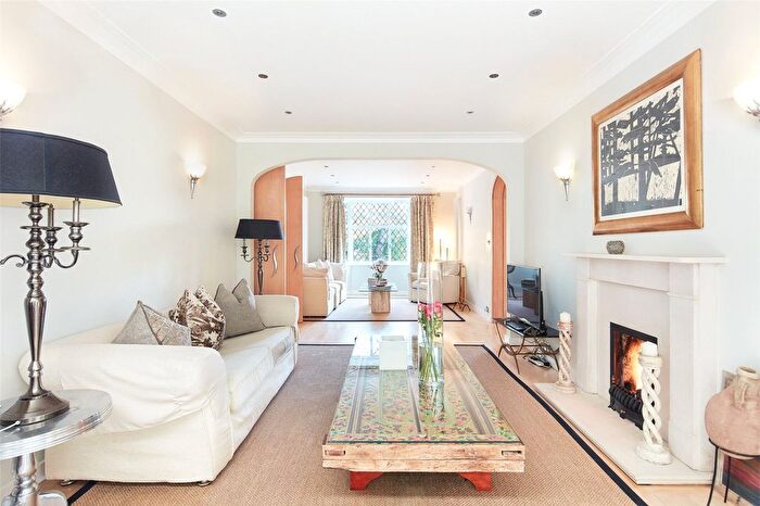 5 Bedroom Detached House To Rent In Sutherland Grove, Putney, London, SW18