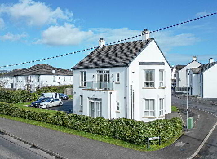 2 Bedroom Penthouse Apartments For Sale In Laurel Manor, Antrim, BT41