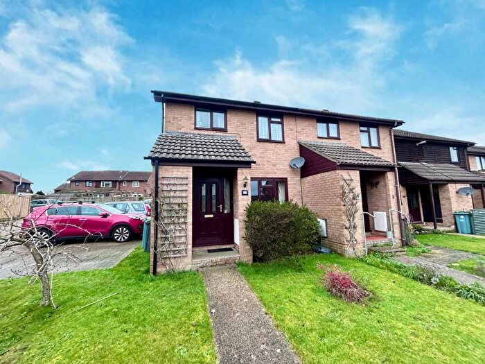 3 Bedroom Property For Sale In The Willows, Newport, PO30