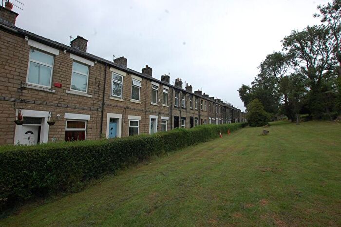 2 Bedroom Terraced House For Sale In Cambridge Terrace, Millbrook, Stalybridge, Greater Manchester, SK15
