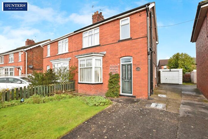 3 Bedroom Semi Detached House For Sale In West Common Crescent, Scunthorpe, DN17