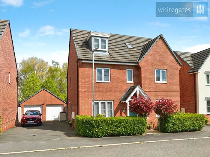 5 Bedroom Detached House For Sale In Moss Wood Court, New Broughton, Wrexham, LL11