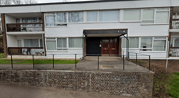 Studio To Rent In Chigwell, IG7