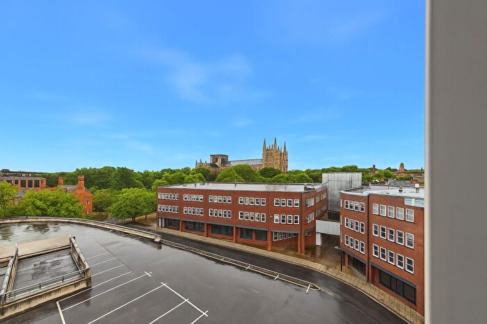 2 Bedroom Apartment For Sale In Broadway, Peterborough, PE1