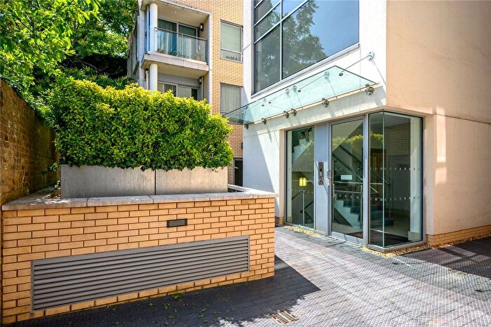 1 Bedroom Flat To Rent In Railway Street, King's Cross, London, N1