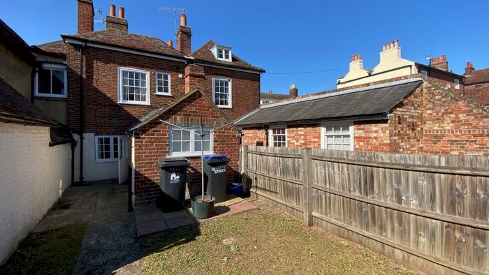 4 Bedroom Property To Rent In Castle Street, Canterbury, CT1