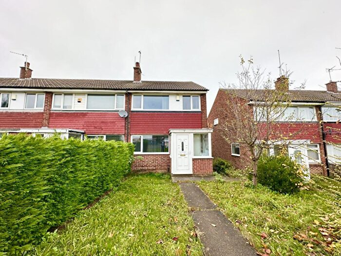 3 Bedroom House To Rent In White Laithe Road, Leeds, LS14