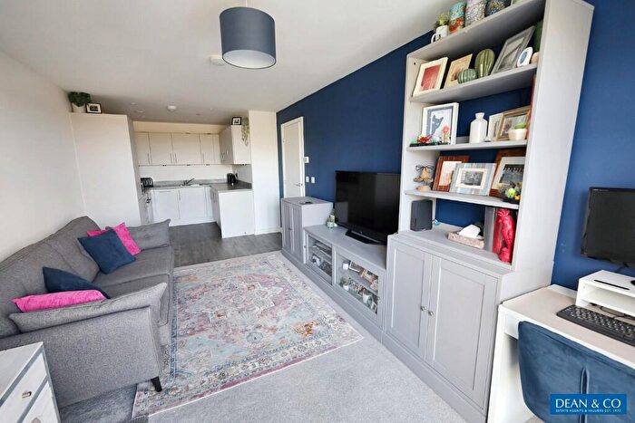 1 Bedroom Flat For Sale In Hangleton Way, Hove, East Sussex, BN3