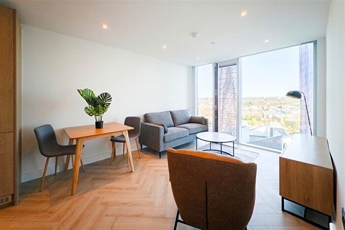 1 Bedroom Apartment To Rent In Bankside, M3