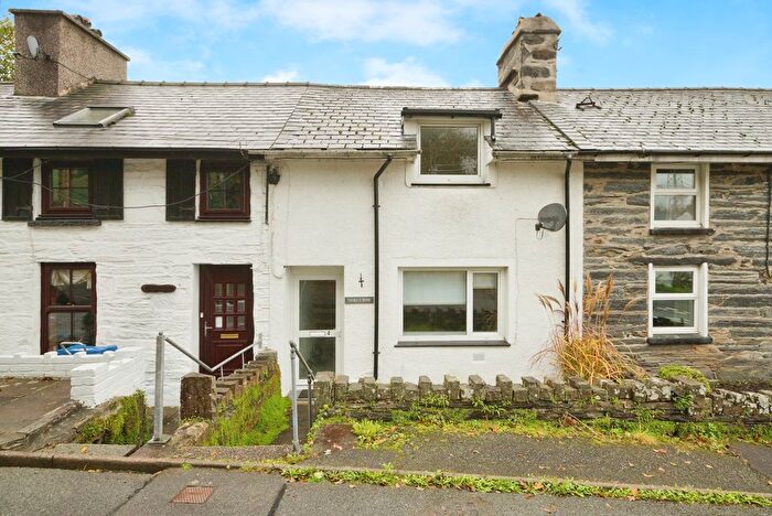 2 Bedroom Terraced House For Sale In Osmond Terrace, Minffordd, Penrhyndeudraeth, Gwynedd, LL48