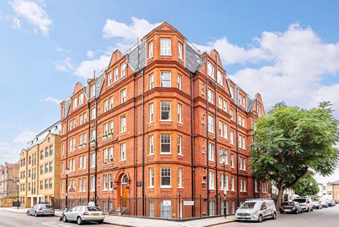 1 Bedroom Flat To Rent In Park Walk, Chelsea, London, SW10