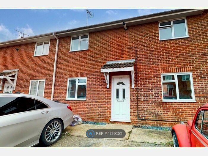 3 Bedroom Terraced House To Rent In Frating Court, Braintree, CM7