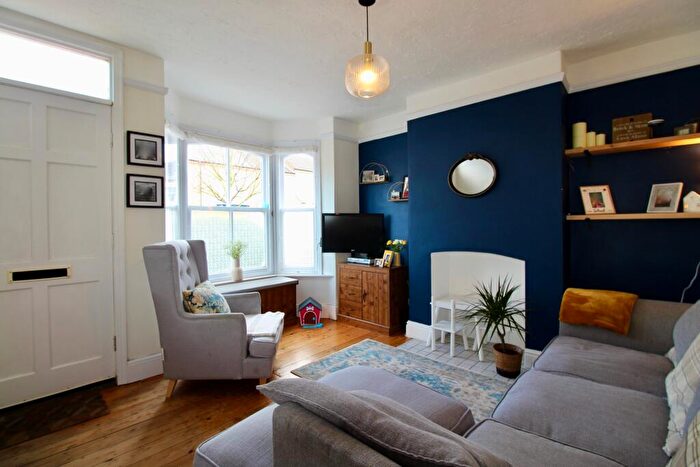 3 Bedroom Terraced House For Sale In Queens Road, Fletton, Peterborough, PE2