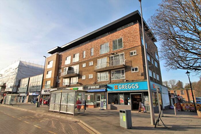 Studio To Rent In Vivian Court, Marlowes, Hemel Hempstead, HP1