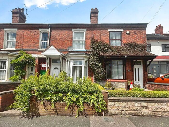 3 Bedroom Terraced House For Sale In Milton Road, Wolverhampton, West Midlands, WV10